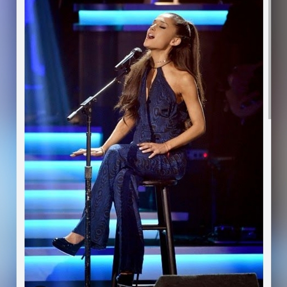 Diane Von Furstenberg Silk Blue Black Silk Swirl Tie V-neck Jumpsuit Size 6 - Picture 3 of 16